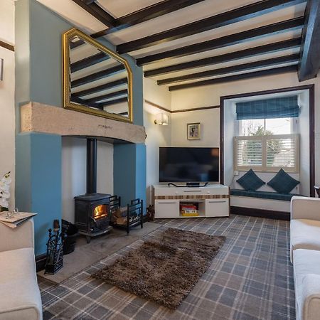 Stone Cottage In Picturesque North Yorkshire Village - Bull Dog Cottage Ampleforth Eksteriør billede