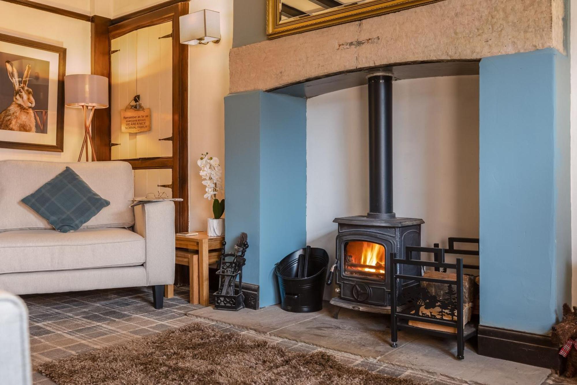 Stone Cottage In Picturesque North Yorkshire Village - Bull Dog Cottage Ampleforth Eksteriør billede